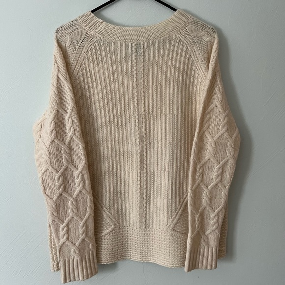 Lord & Taylor Cashmere Sweater - Picture 2 of 5